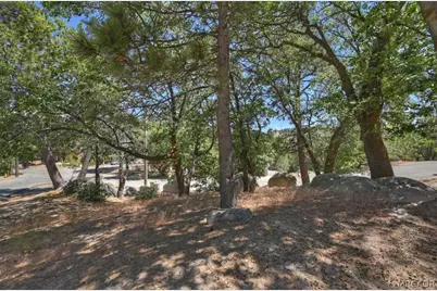 572 Dahlia Drive, Green Valley Lake, CA 92341 - Photo 28