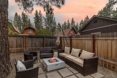 204 W Mojave Boulevard, Big Bear City, CA 92314 - Photo 8