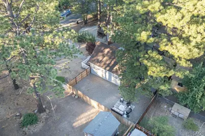 204 W Mojave Boulevard, Big Bear City, CA 92314 - Photo 16