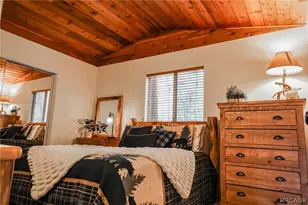 43734 Yosemite Dr, Big Bear Lake, CA 92315 - Photo 18