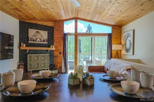 43734 Yosemite Dr, Big Bear Lake, CA 92315 - Photo 6