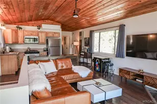 43734 Yosemite Dr, Big Bear Lake, CA 92315 - Photo 4