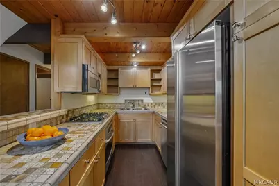 265 S Eagle Drive, Big Bear Lake, CA 92315 - Photo 12