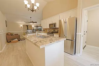 142 Leonard Lane, Sugarloaf, CA 92386 - Photo 10