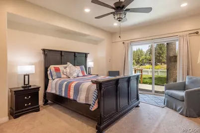 40034 Lakeview Drive, Big Bear Lake, CA 92315 - Photo 32