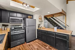 30942 Old City Crk Rd, Running Springs, CA 92382 - Photo 12