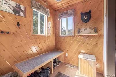 1234 Bruin Trail, Fawnskin, CA 92333 - Photo 20