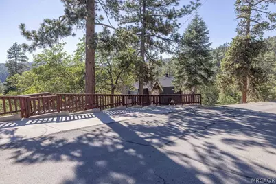 1234 Bruin Trail, Fawnskin, CA 92333 - Photo 4