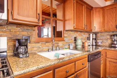 1234 Bruin Trail, Fawnskin, CA 92333 - Photo 18