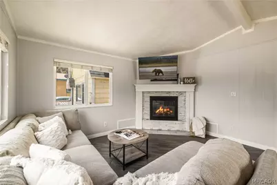 124 Wabash Lane, Sugarloaf, CA 92386 - Photo 4