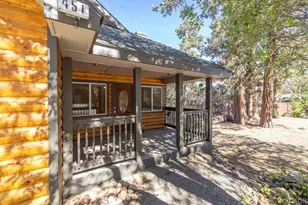 451 Maple Ln, Sugarloaf, CA 92386 - Photo 30