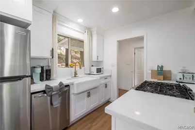 1289 Balsam Drive, Big Bear Lake, CA 92315 - Photo 16