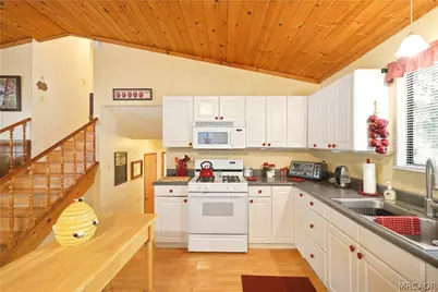849 Ford Lane, Big Bear Lake, CA 92315 - Photo 12