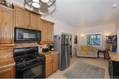 28714 Palisades Drive, Lake Arrowhead, CA 92352 - Photo 44
