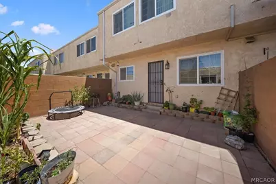 16465 Green Tree Boulevard #18, Victorville, CA 92395 - Photo 18