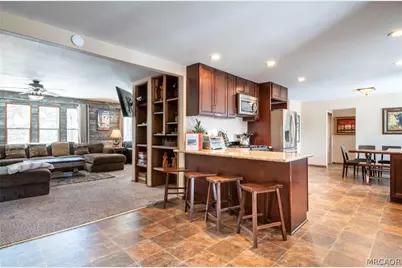 397 San Martin Court Circle, Big Bear City, CA 92314 - Photo 6
