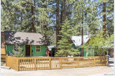 901 & 903 W Rainbow Boulevard, Big Bear City, CA 92314 - Photo 1
