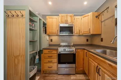 901 & 903 W Rainbow Boulevard, Big Bear City, CA 92314 - Photo 22