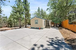 201 Maple Ln, Sugarloaf, CA 92386 - Photo 22