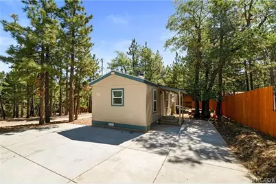 201 Maple Lane, Sugarloaf, CA 92386 - Photo 2