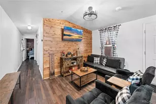 201 Maple Ln, Sugarloaf, CA 92386 - Photo 2