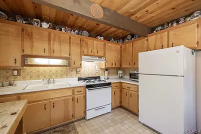 136 Mann Drive, Big Bear City, CA 92314 - Photo 6