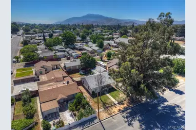 974 Edgar Avenue, Beaumont, CA 92223 - Photo 36