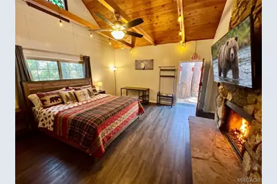 32075 Hilltop Drive, Running Springs, CA 92382 - Photo 8