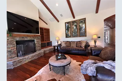 191 S Fairway Drive, Lake Arrowhead, CA 92352 - Photo 2