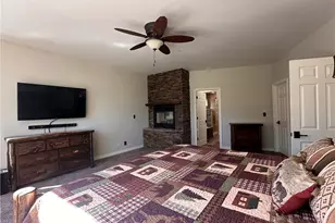 191 S Fairway Dr, Lake Arrowhead, CA 92352 - Photo 8