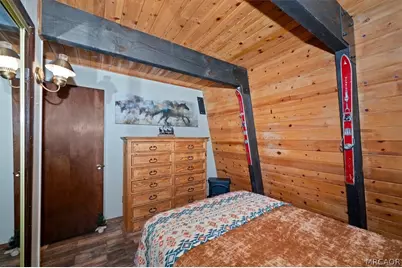 929 W Fairway Boulevard, Big Bear City, CA 92314 - Photo 20