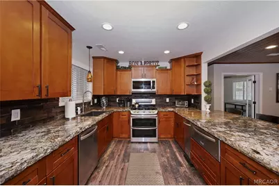2001 Shady Lane, Big Bear City, CA 92314 - Photo 14