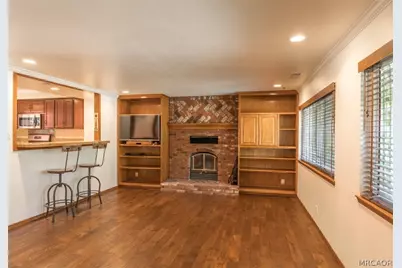 126 Eureka Drive, Big Bear Lake, CA 92315 - Photo 6
