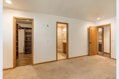 126 Eureka Drive, Big Bear Lake, CA 92315 - Photo 32