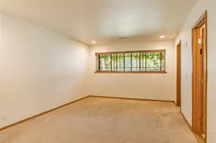 126 Eureka Dr, Big Bear Lake, CA 92315 - Photo 30