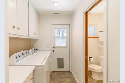 126 Eureka Drive, Big Bear Lake, CA 92315 - Photo 20