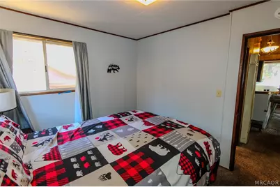 945 Green Way Drive, Big Bear City, CA 92314 - Photo 12