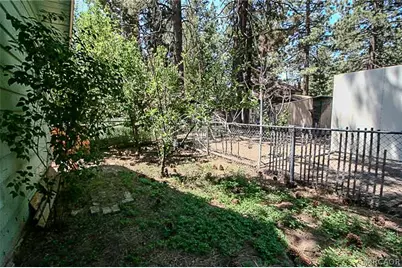 945 Green Way Drive, Big Bear City, CA 92314 - Photo 46