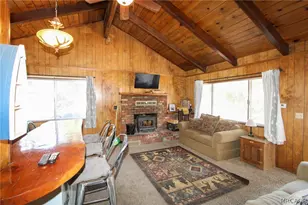 945 Greenway Dr, Big Bear City, CA 92314 - Photo 6