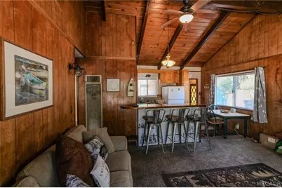945 Green Way Drive, Big Bear City, CA 92314 - Photo 4