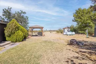 35875 El Dorado St, Lucerne Valley, CA 92356 - Photo 32