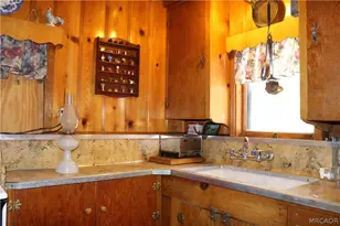 382 Stonehouse Rd, Big Bear Lake, CA 92315 - Photo 12