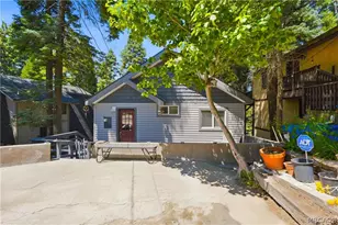 721 Ivy Ln, Lake Arrowhead, CA 92352 - Photo 4