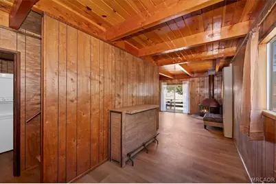 530 W Sherwood Boulevard, Big Bear City, CA 92314 - Photo 14