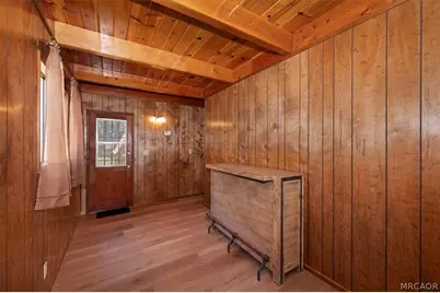 530 W Sherwood Boulevard, Big Bear City, CA 92314 - Photo 12