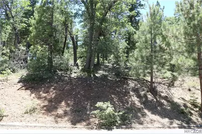 1375 La Crescenta Drive, Big Bear City, CA 92314 - Photo 4