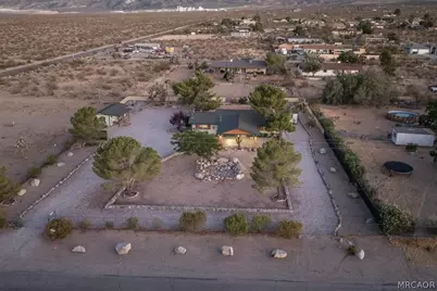 32865 Topaz Road, Lucerne Valley, CA 92356 - Photo 10