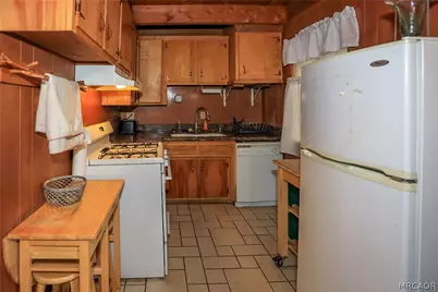 230 Sunset Lane, Sugarloaf, CA 92386 - Photo 10