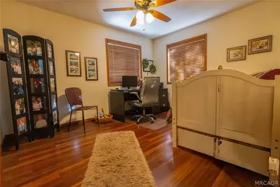 436 E Fairway Boulevard, Big Bear City, CA 92314 - Photo 20