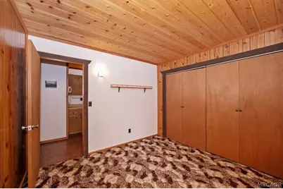 753 Vista Avenue, Sugarloaf, CA 92386 - Photo 14